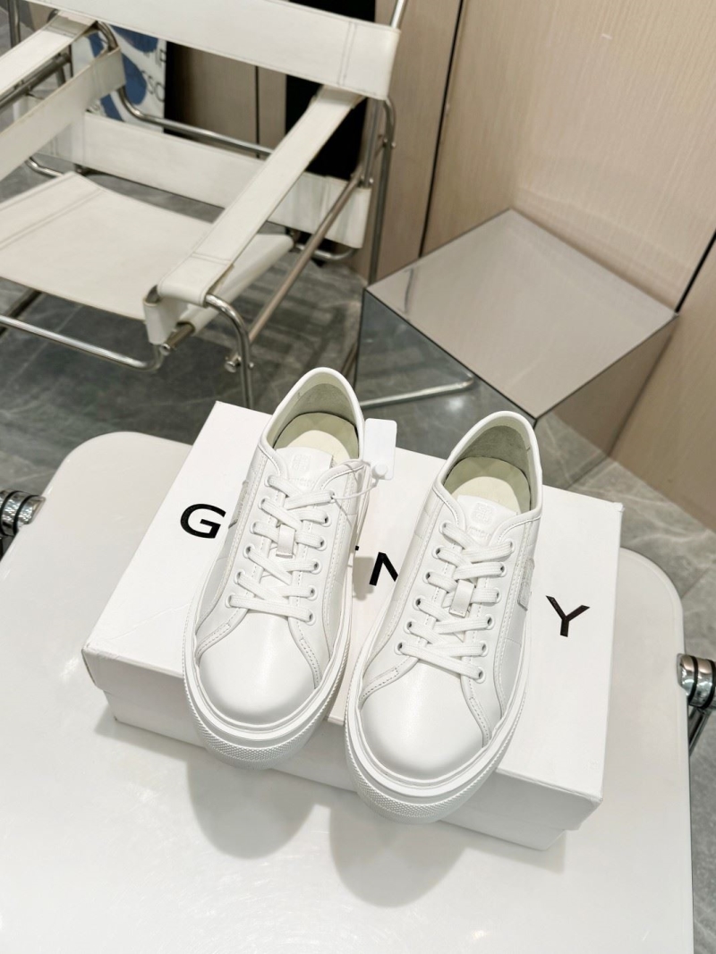 Givenchy Sneakers